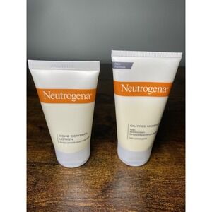 New Neutrogena Acne Therapy Solution Oil Free Moisture + Acne Lotion SPF READ
